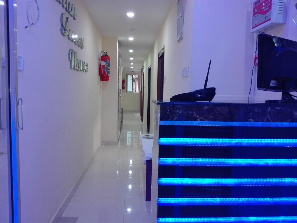 Oyo 66643 Khan Guest House Calcutta Buitenkant foto